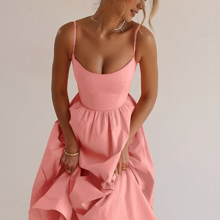 Annelie Weißes Sommerkleid mit Trägern und ausgestelltem Rock Foto 5