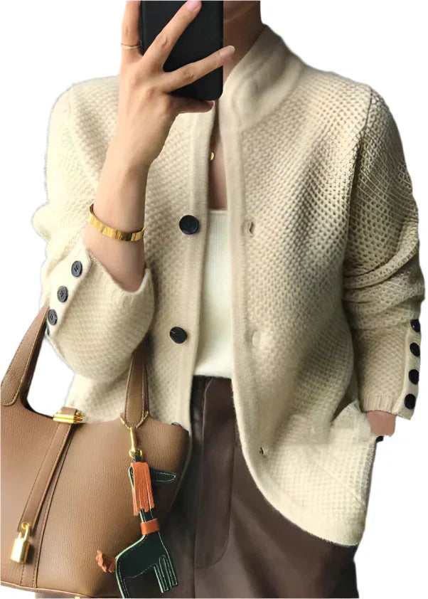 Anni Kuschelige Strickjacke im Grobstrick Foto 1