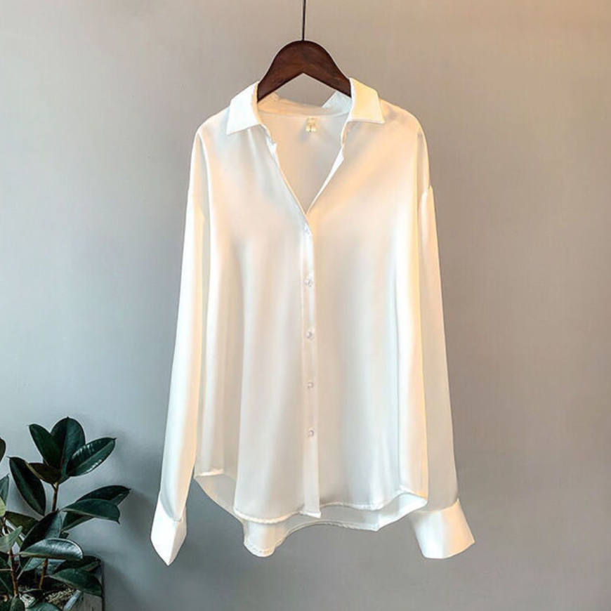 Cäcilia Elegante Button-down-Bluse fürs Büro Foto 3