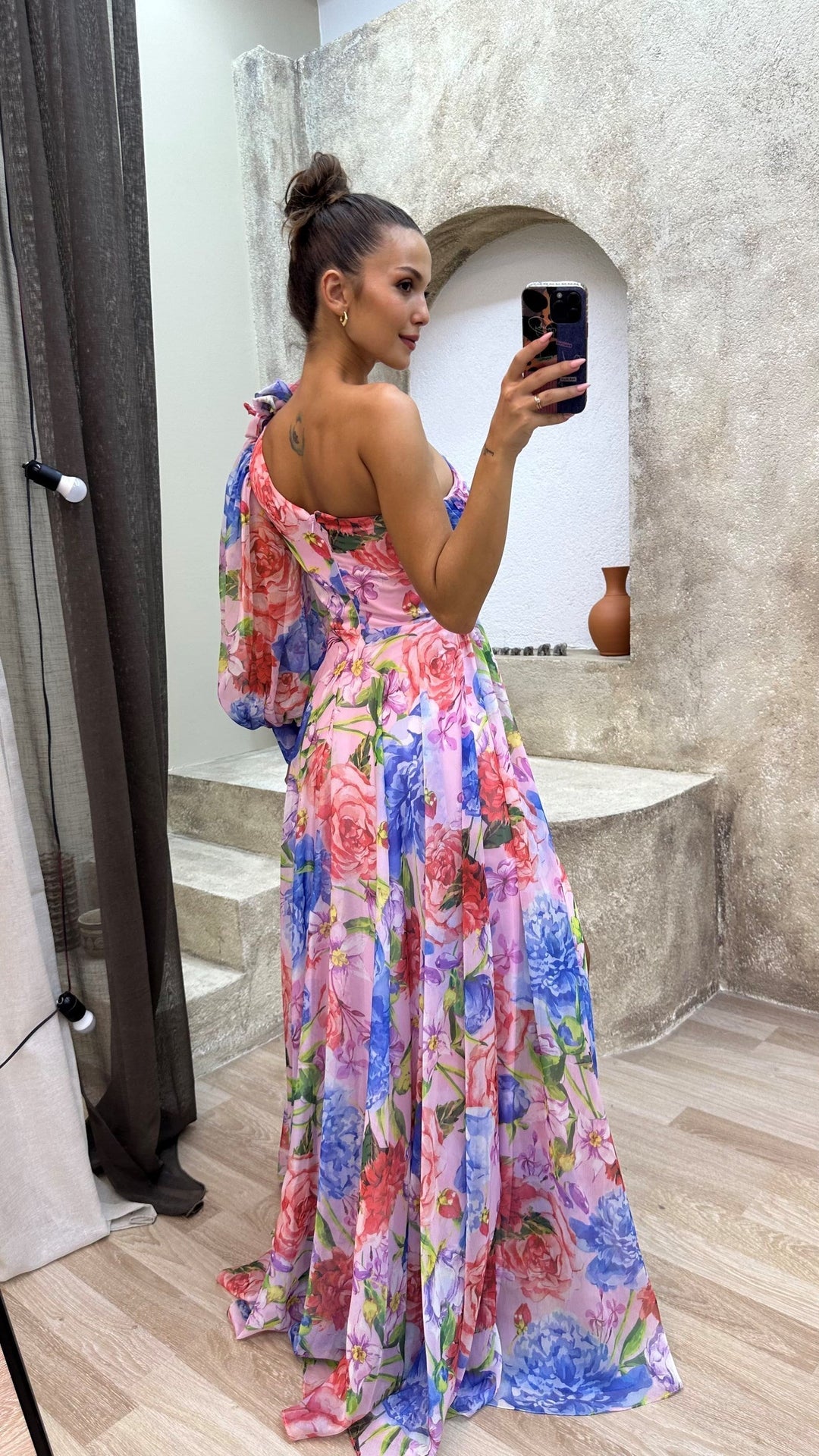 Dana Florales Sommerkleid One-Shoulder mit Beinschlitz Foto 4