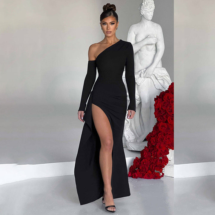 Felicitas Schwarzes One-Shoulder-Abendkleid mit hohem Beinschlitz Foto 2