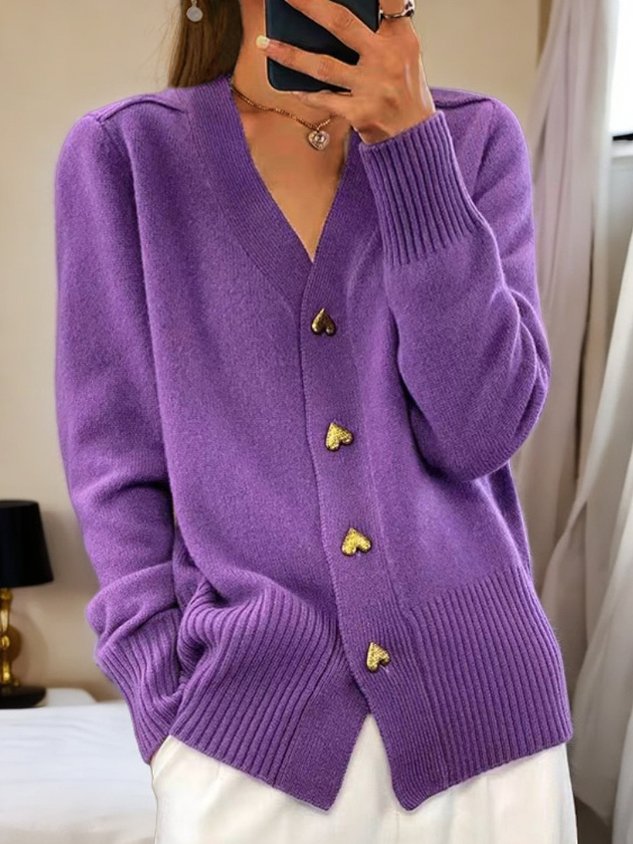 Gudrun Strickjacke mit Herzknöpfen Foto 4