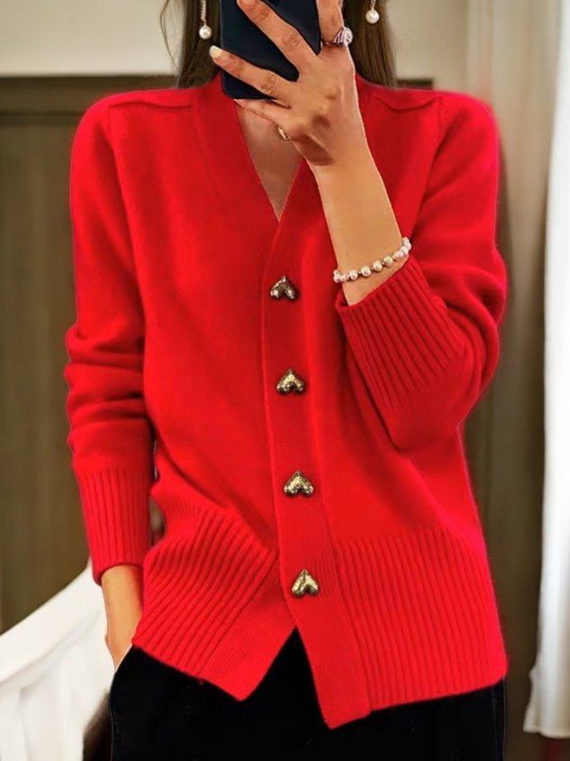 Gudrun Strickjacke mit Herzknöpfen Foto 5