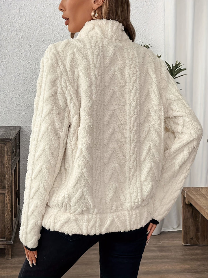 Käthe Flauschiger Pullover in weichem Strick Foto 9