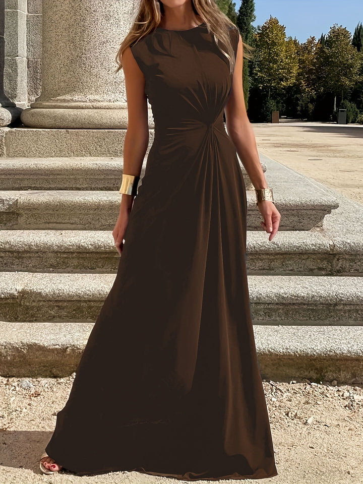 Konstanze Schlichtes Abendkleid mit hohem Ausschnitt und Raffung Foto 7