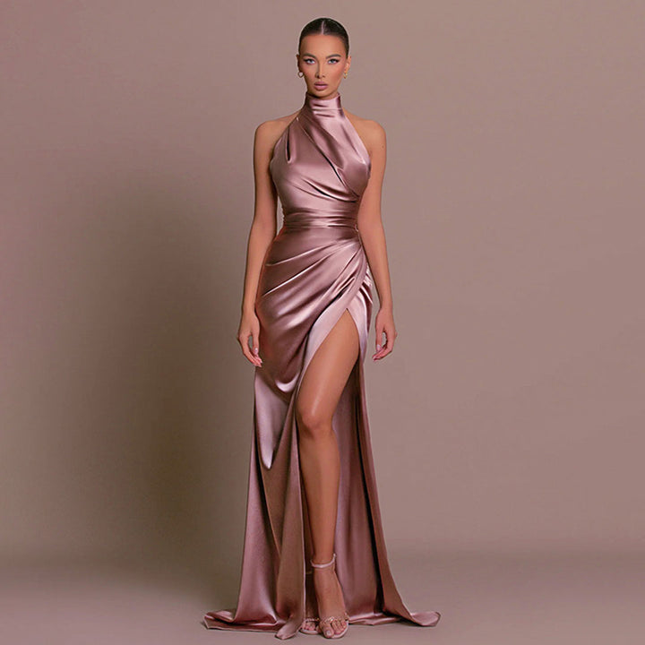 Leonore Satin-Abendkleid mit Raffung und hohem Beinschlitz Foto 3